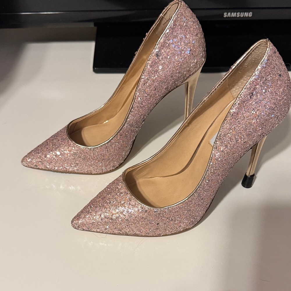 Steve Madden Pink‎ Glitter Heels 6M